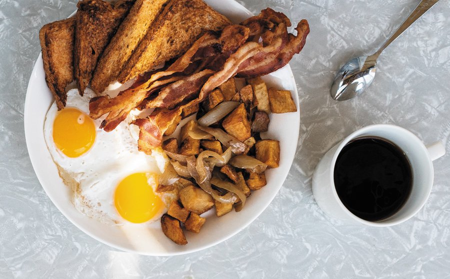CheapEats_Breakfast-combo_BettyClicker.jpg