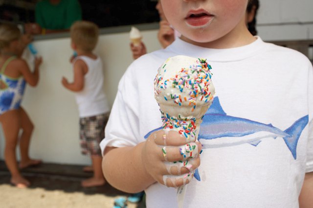 ice-cream-kid_GettyImages-200298213-001.jpg