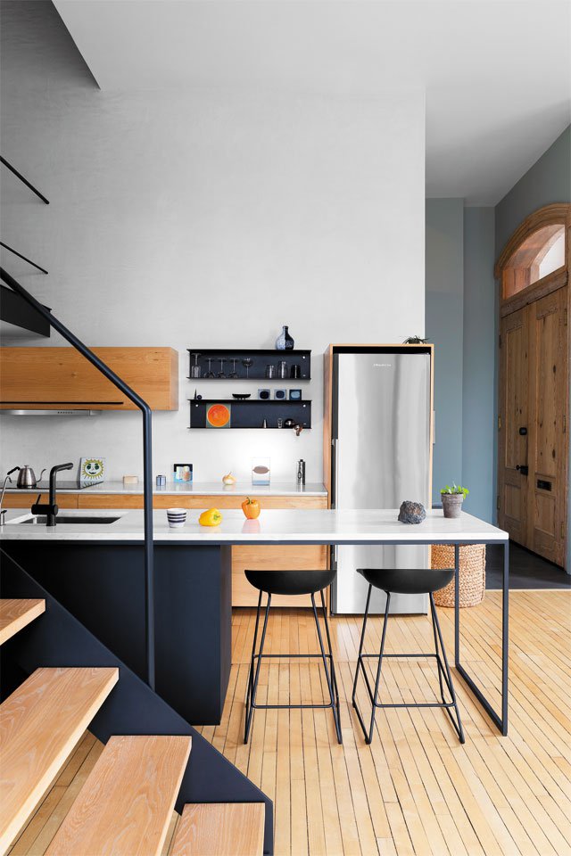 feature_modern_Kitchen-copy_KIM_FROST_hp0320.jpg