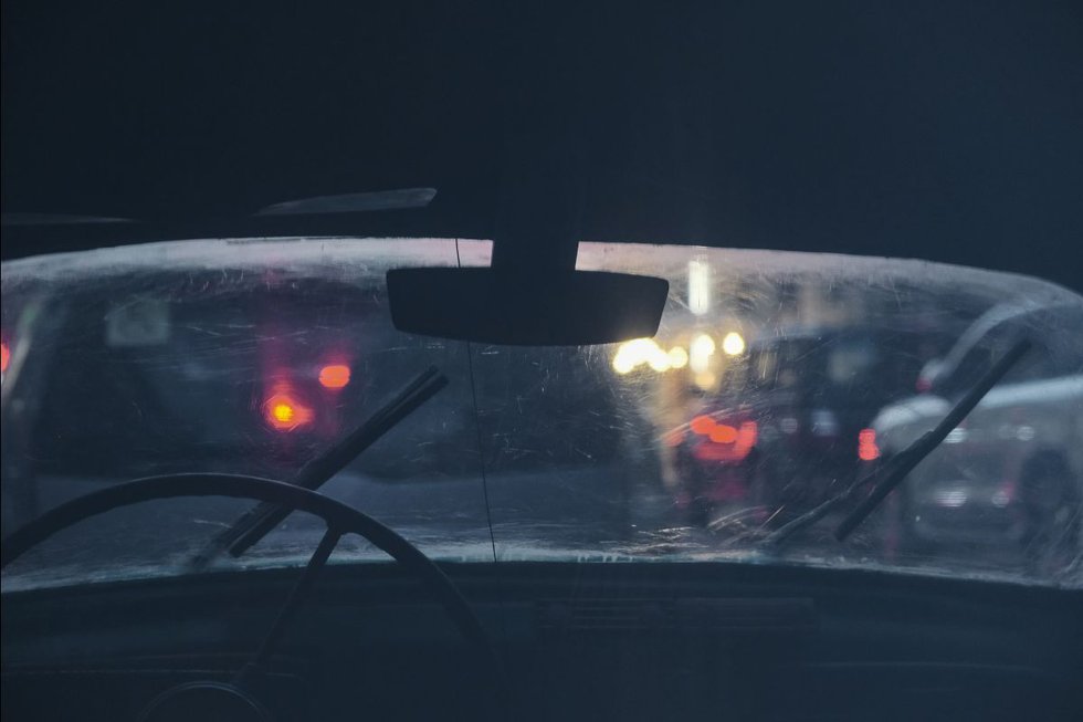 windshield.jpg