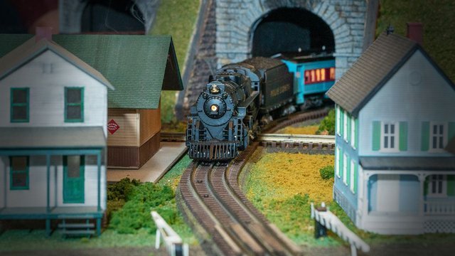 model-railroad-show.jpg