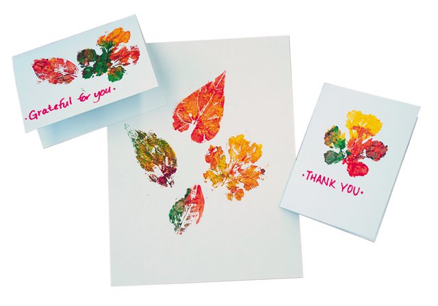 Feature_HolidayTraditions_CRAFTS_ThanksgivingCards2_JAYPAUL_rp1121.jpg