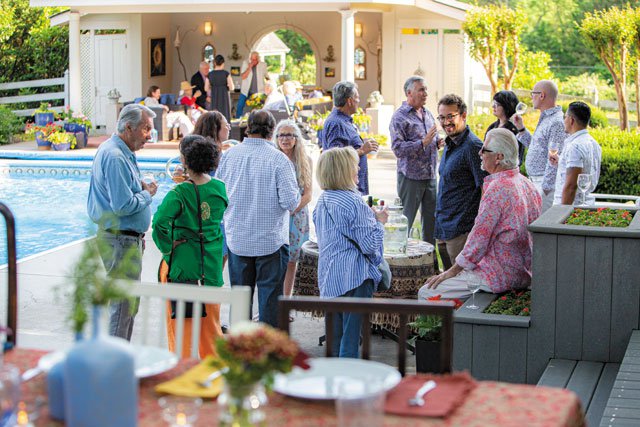 Feature_Entertaining_Guests_QUARTERMANPHOTOGRAPHY_hp0722.jpg