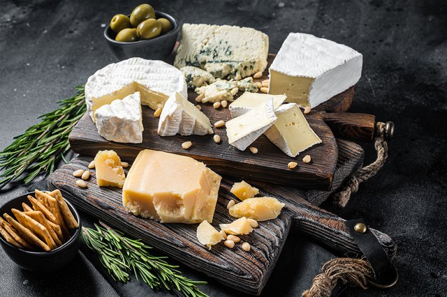 cheese-board_GettyImages-1368633353.jpg