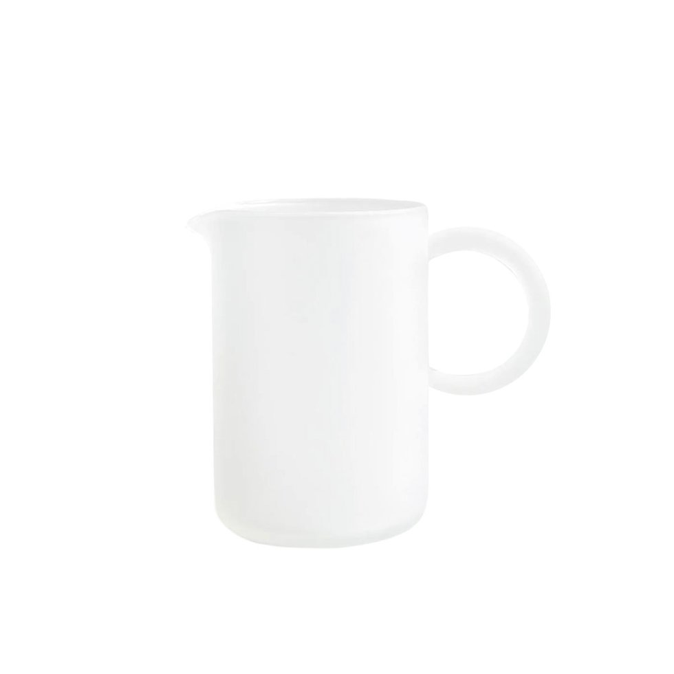FOB_TheGoods_AccoutrePitcher_COURTESY_hp0523.jpg