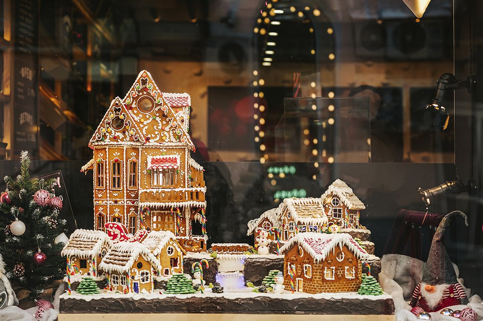 gingerbread-house-challenge.jpg