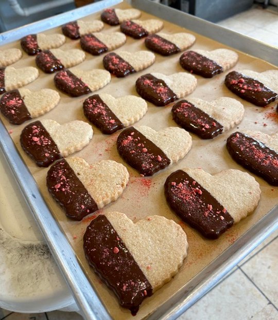 sub-rosa-bakery_cookies.jpg