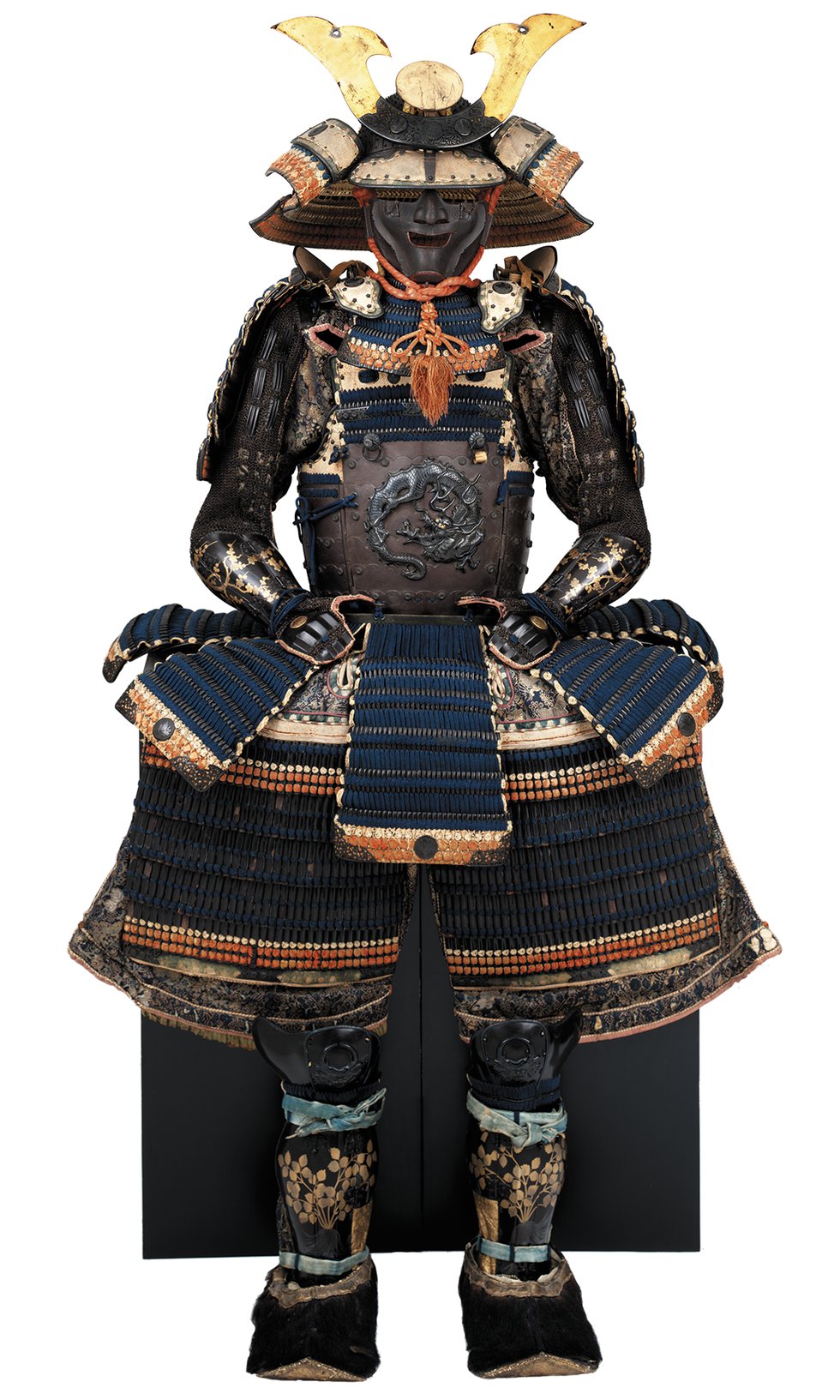 A&E_Samurai_2_T75_Yokohagidō tōsei gusoku armor _SAM_CourtesyVMFA_rp0424.png