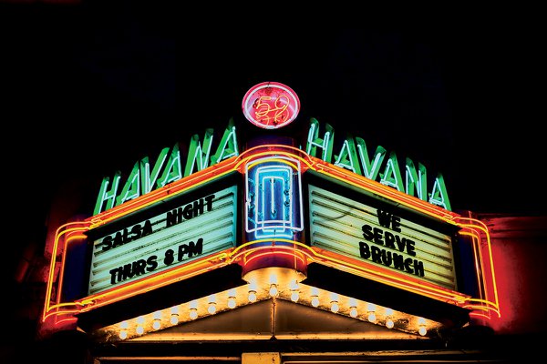 FEA_Neon_Havana_JUSTINCHESNEY_rp0624.jpg