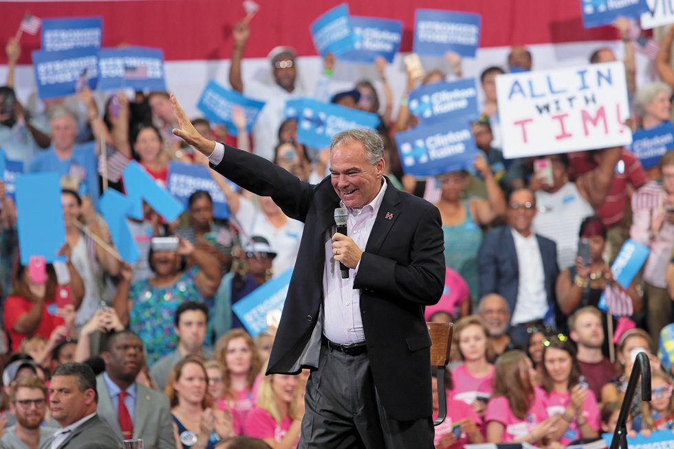 B&W_News_TimKaine_JAYPAUL_rp0824.jpg