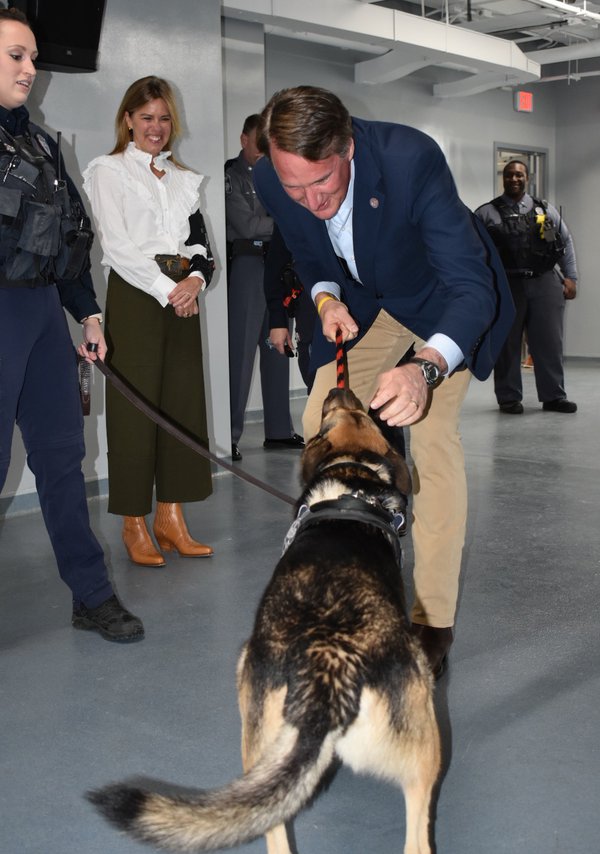 elizabeth-bergeron_suzanne-youngkin_gov-glenn-youngkin_levi_courtesy-capitol-police.jpg