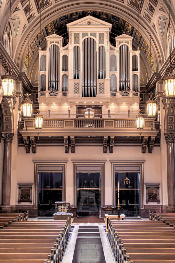 sacred-heart-organ_robin-cote.jpg