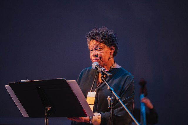 Carrie Mae Weems2.jpg