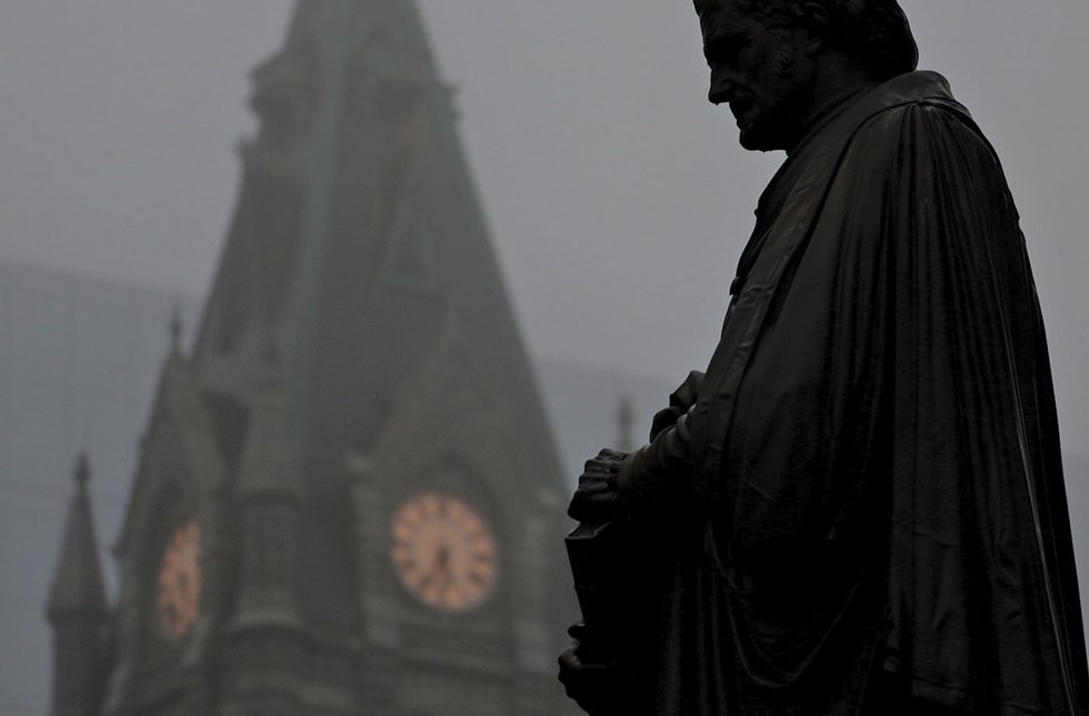 John Marshall Statue clock rain__6N2A0679 copy 2-Recovered copy 2_web editig only.jpg